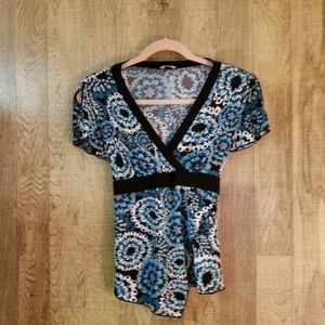 BCX BlouseFeminine,EmpireWaist,PeekABooSleeve JMed